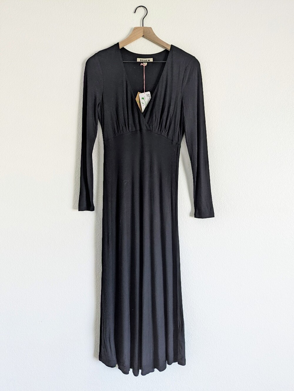 Boden Long Sleeve Tea Dress Black Midi Dress EcoVero NWT Size 6 Minimalist